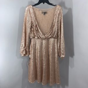 TADASHI SHOJI JUNO SEQUIN COWL-BACK DRES CHAMPAGNE